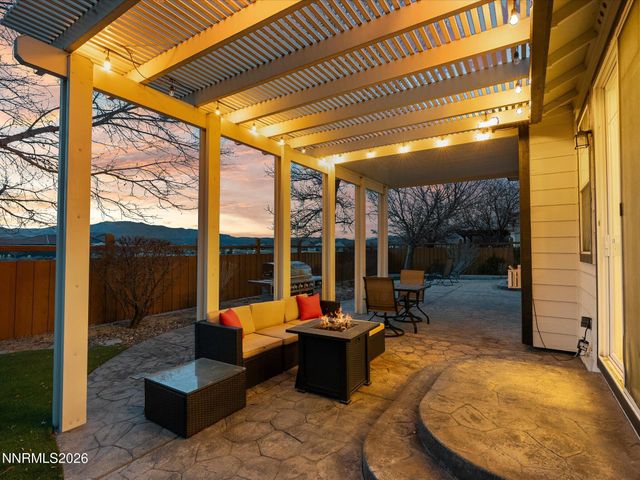 7425 Ash Peak Drive, Sparks, NV 89436