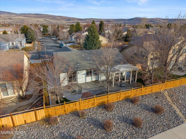 7425 Ash Peak Drive, Sparks, NV 89436