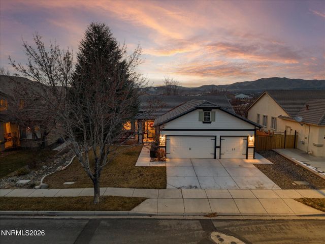 7425 Ash Peak Drive, Sparks, NV 89436