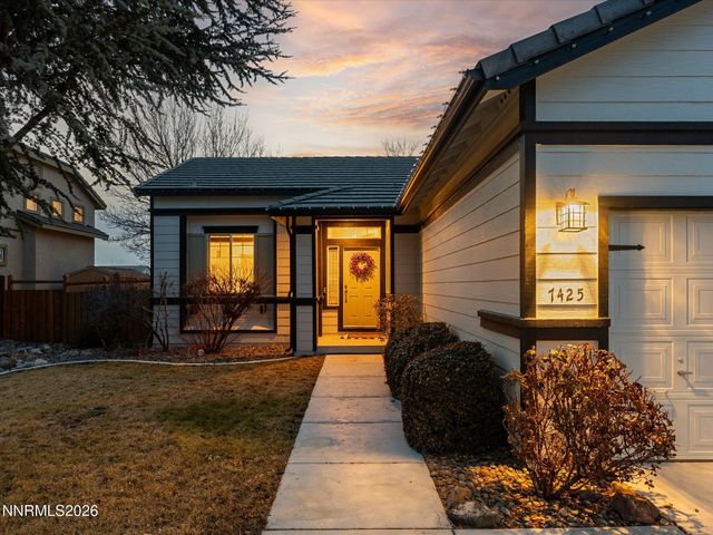 7425 Ash Peak Drive, Sparks, NV 89436