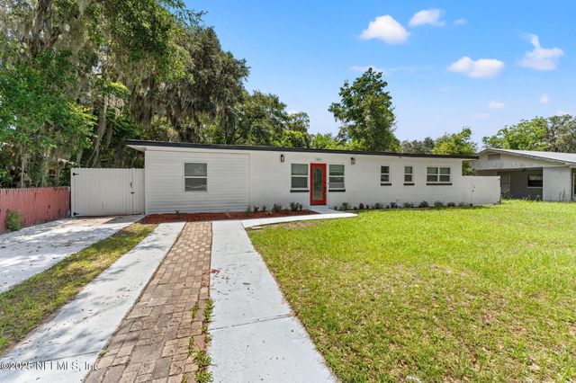111 ASHLEY Drive, Palatka, FL 32177