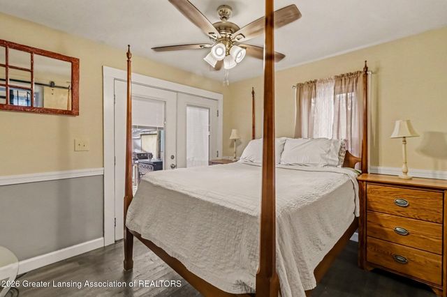 1120 Victor Avenue, Lansing, MI 48910