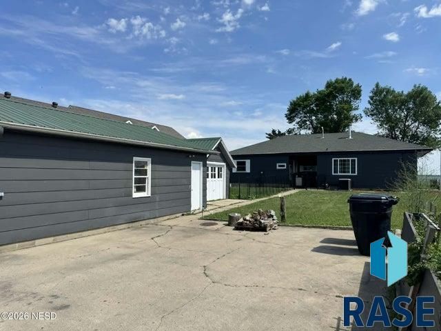 556 N Lake Dr Drive, Watertown, SD 57201