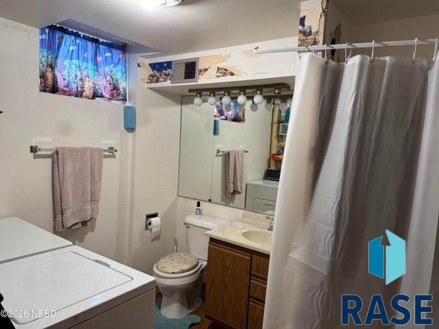 556 N Lake Dr Drive, Watertown, SD 57201