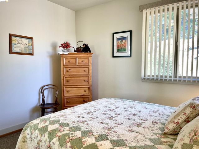 18288 Lambert Lake Road, Sonora, CA 95370