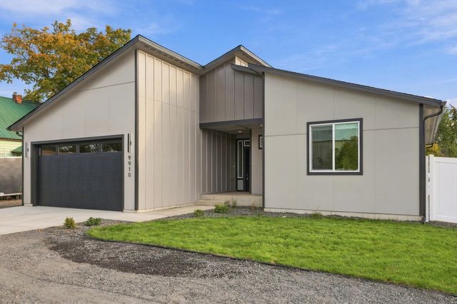 9910 E Springfield Ln, Spokane Valley, WA 99206