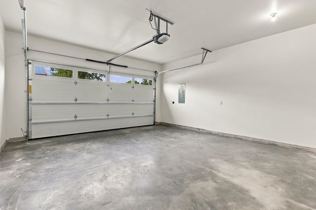 9910 E Springfield Ln, Spokane Valley, WA 99206
