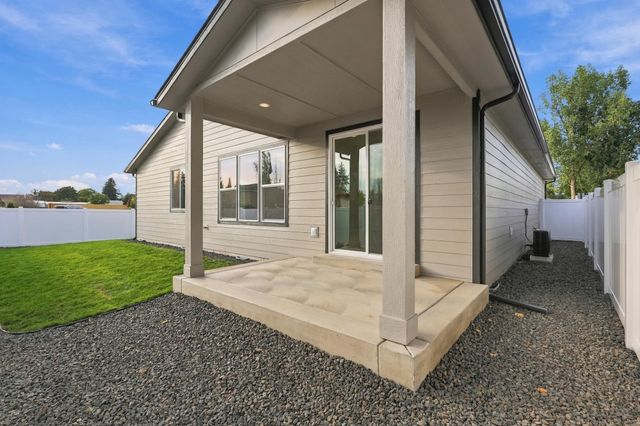 9910 E Springfield Ln, Spokane Valley, WA 99206