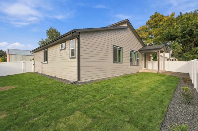 9910 E Springfield Ln, Spokane Valley, WA 99206