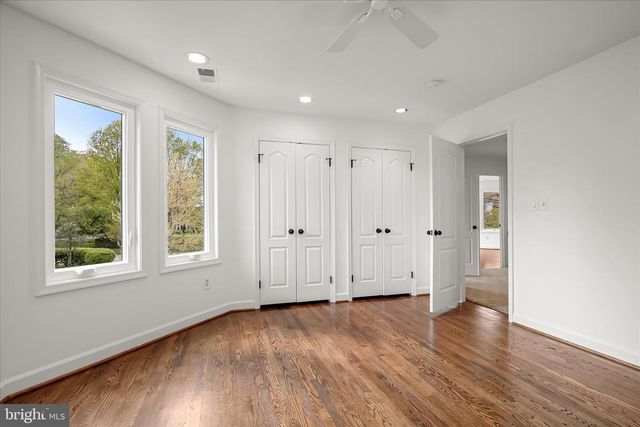 9848 AVENEL FARM DR, Potomac, MD 20854