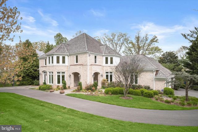9848 AVENEL FARM DR, Potomac, MD 20854