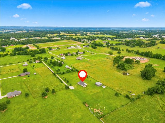 10990 Pickett Ridge Road, Prairie Grove, AR 72753