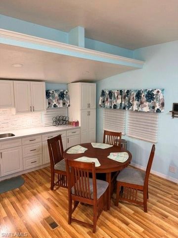 11751 Oakdale DR, Fort Myers, FL 33908