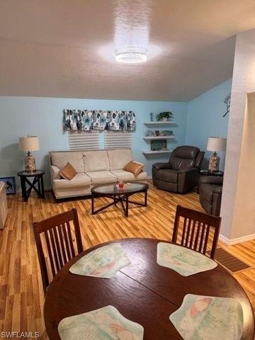 11751 Oakdale DR, Fort Myers, FL 33908
