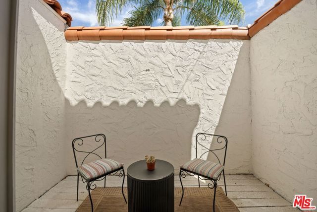 939 N Wetherly Drive, West Hollywood, CA 90069