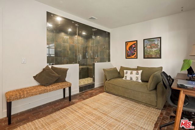 939 N Wetherly Drive, West Hollywood, CA 90069