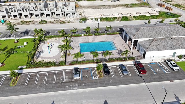 179 NE 13th Cir 179, Homestead, FL 33033
