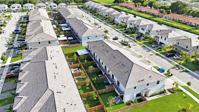 179 NE 13th Cir 179, Homestead, FL 33033