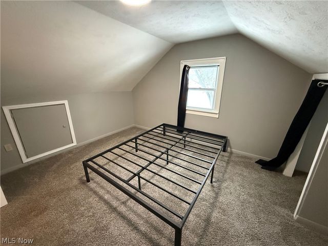 3785 S Cleveland Massillon Road, Norton, OH 44203