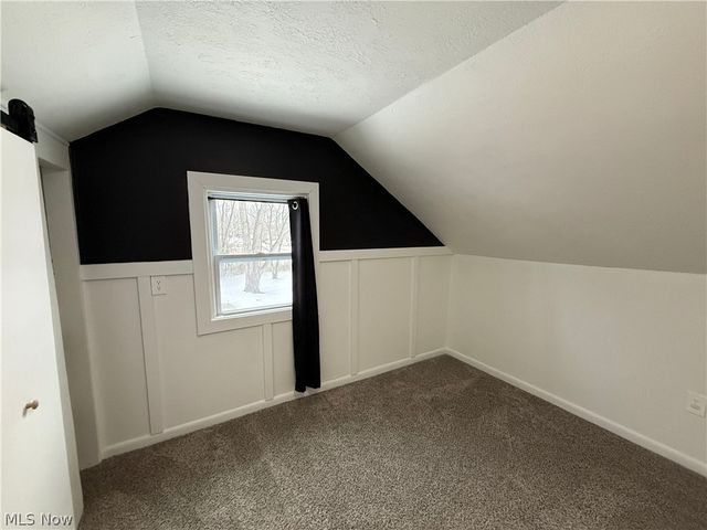 3785 S Cleveland Massillon Road, Norton, OH 44203