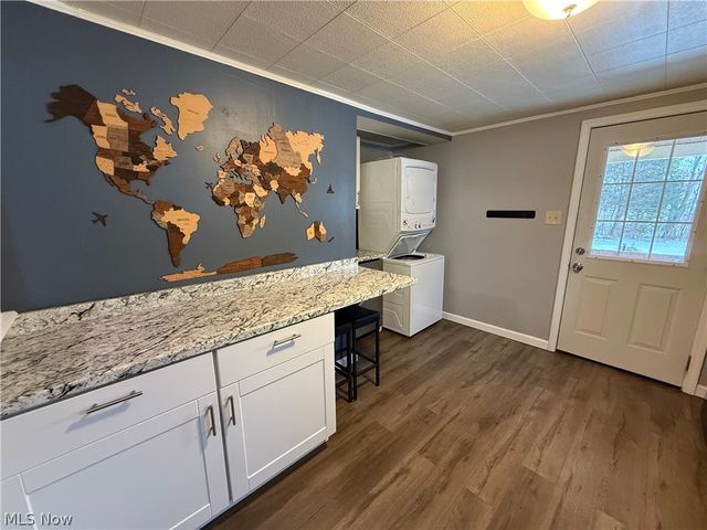 3785 S Cleveland Massillon Road, Norton, OH 44203