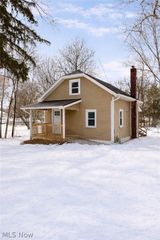 3785 S Cleveland Massillon Road, Norton, OH 44203