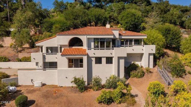 1008 Country Club Drive, Ojai, CA 93023