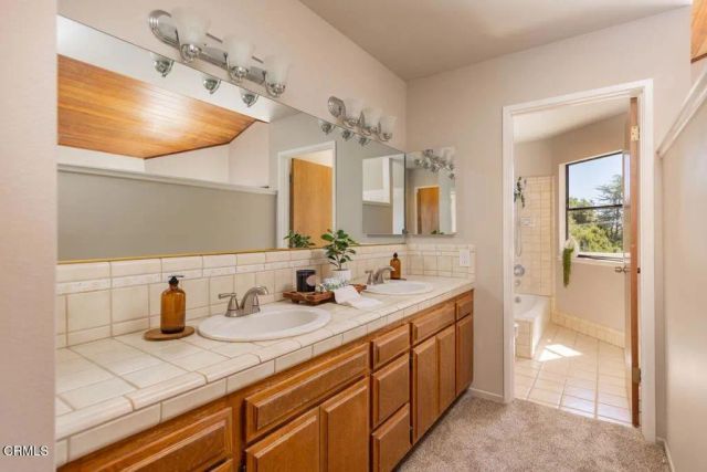 1008 Country Club Drive, Ojai, CA 93023