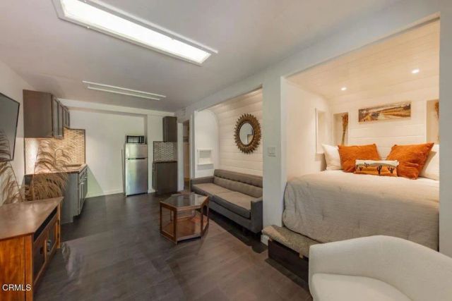 1008 Country Club Drive, Ojai, CA 93023