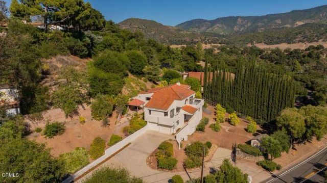 1008 Country Club Drive, Ojai, CA 93023