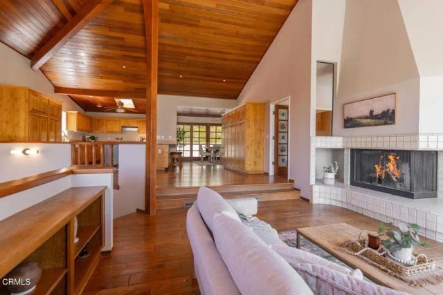 1008 Country Club Drive, Ojai, CA 93023