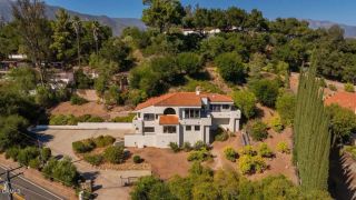 1008 Country Club Drive, Ojai, CA 93023