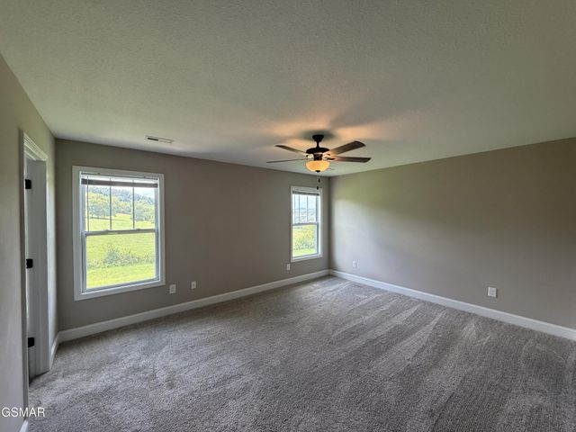 2025 Farm Boulevard, Sevierville, TN 37876