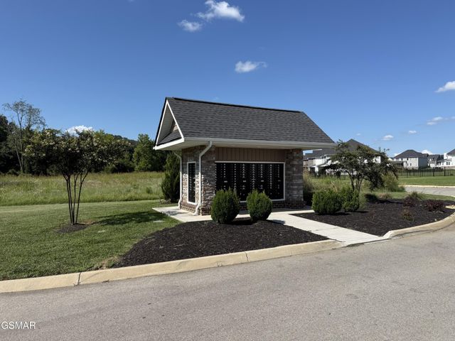 2025 Farm Boulevard, Sevierville, TN 37876