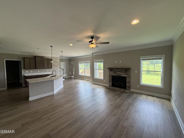 2025 Farm Boulevard, Sevierville, TN 37876