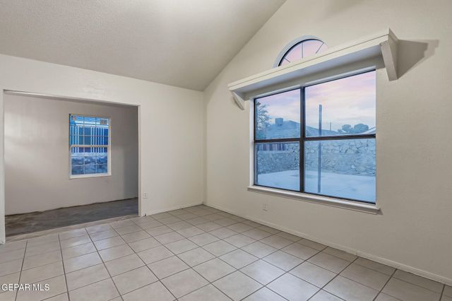 1848 Polly Harris Drive, El Paso, TX 79936