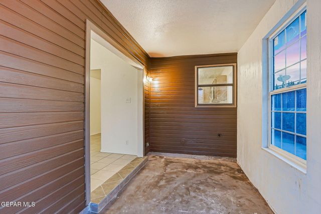 1848 Polly Harris Drive, El Paso, TX 79936
