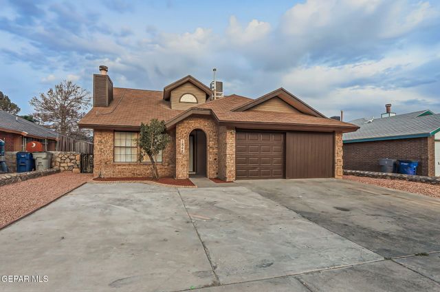 1848 Polly Harris Drive, El Paso, TX 79936