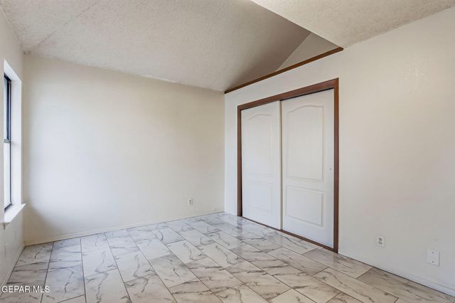 1848 Polly Harris Drive, El Paso, TX 79936