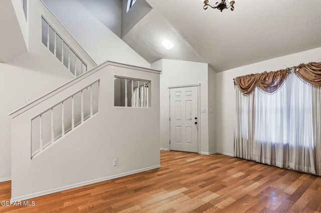 1848 Polly Harris Drive, El Paso, TX 79936