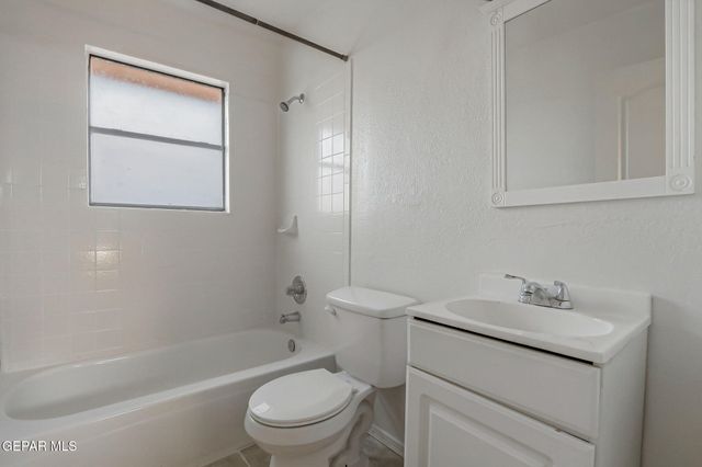 1848 Polly Harris Drive, El Paso, TX 79936