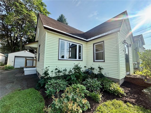 142 Perrine Street, Auburn, NY 13021