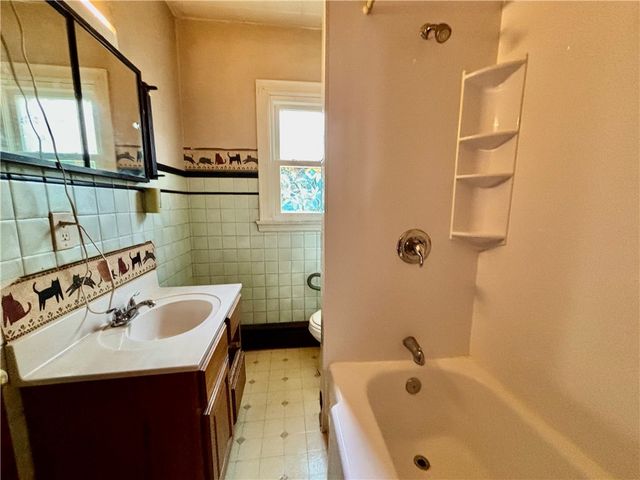 142 Perrine Street, Auburn, NY 13021