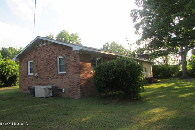 291 Community Road, Warsaw, NC 28398