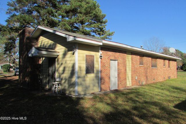 291 Community Road, Warsaw, NC 28398