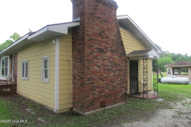 291 Community Road, Warsaw, NC 28398