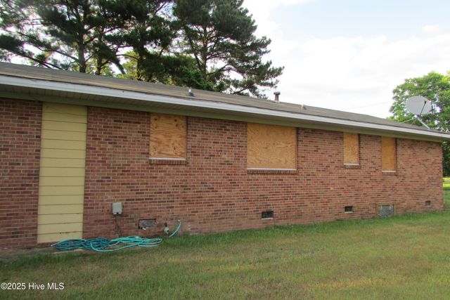 291 Community Road, Warsaw, NC 28398