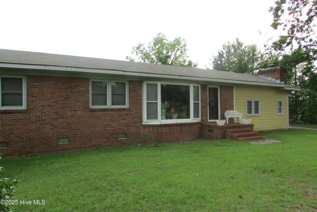 291 Community Road, Warsaw, NC 28398