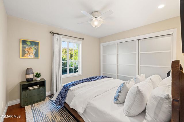 121 Windsong Street, Thousand Oaks, CA 91360