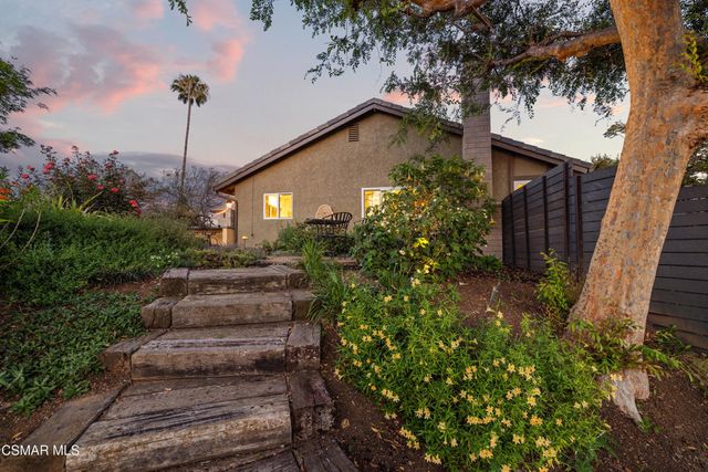 121 Windsong Street, Thousand Oaks, CA 91360